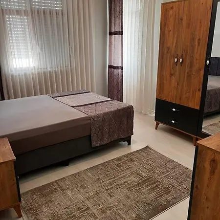 Apartman 5 Minutes To Konyaalti *