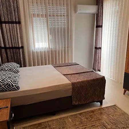 5 Minutes To Konyaalti Apartman